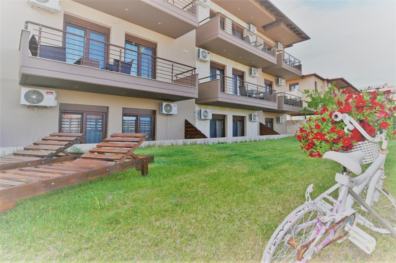 Sinodinos Deluxe Apartments Afytos Luaran gambar